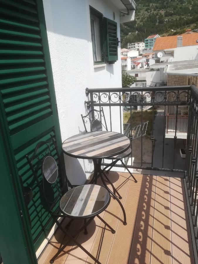 Baska Voda - Apartmani Vesna ภายนอก รูปภาพ